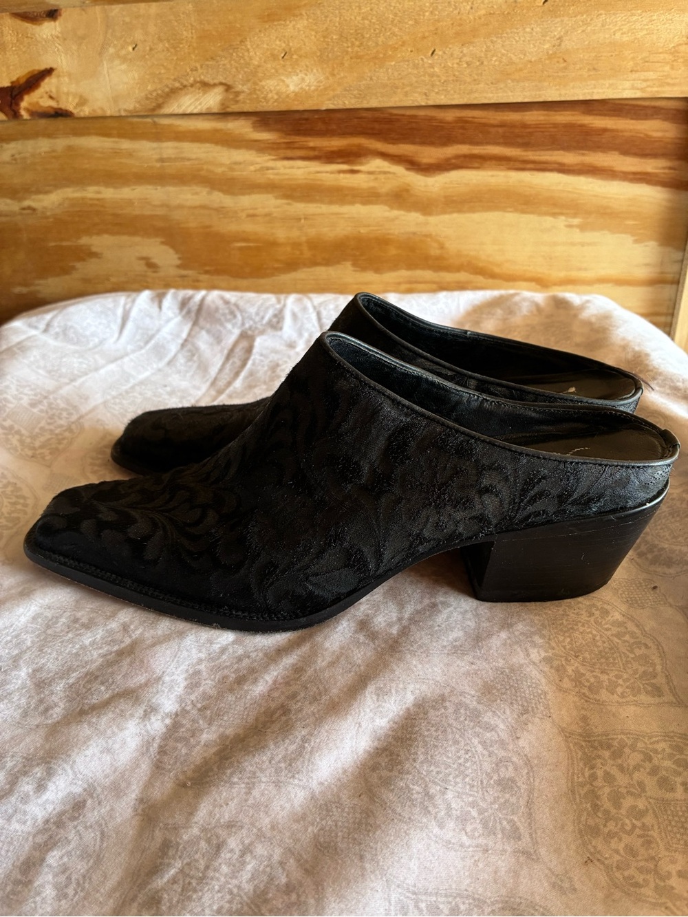 CHARLIE HORSE Black Velvet Western Mules Size 9